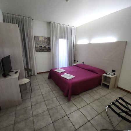 Ahr Hotel Villa Alighieri Стра Экстерьер фото