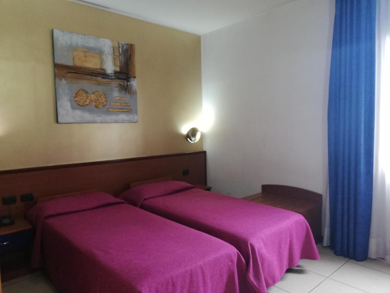 Ahr Hotel Villa Alighieri Стра Экстерьер фото